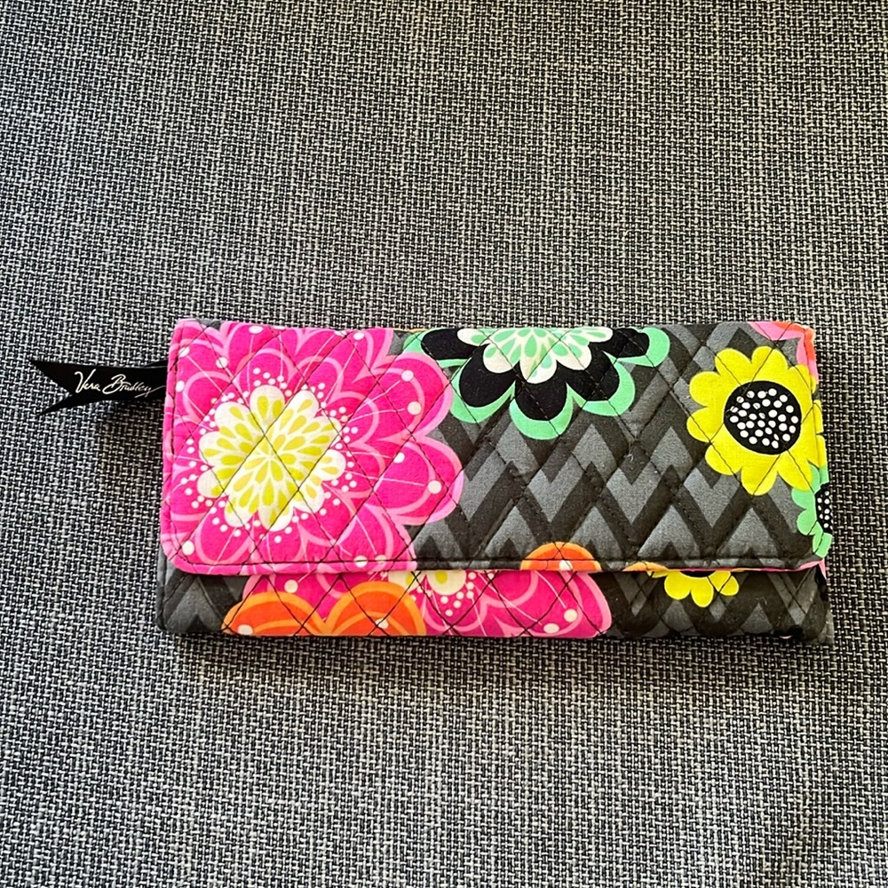 Vera Bradley Ziggy Zenia Wallet